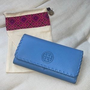 Tory Burch wallet